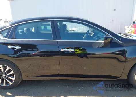 2017 Nissan Altima 2.5 Sv из США, поврежденный, VIN 1N4AL3AP8HC193250